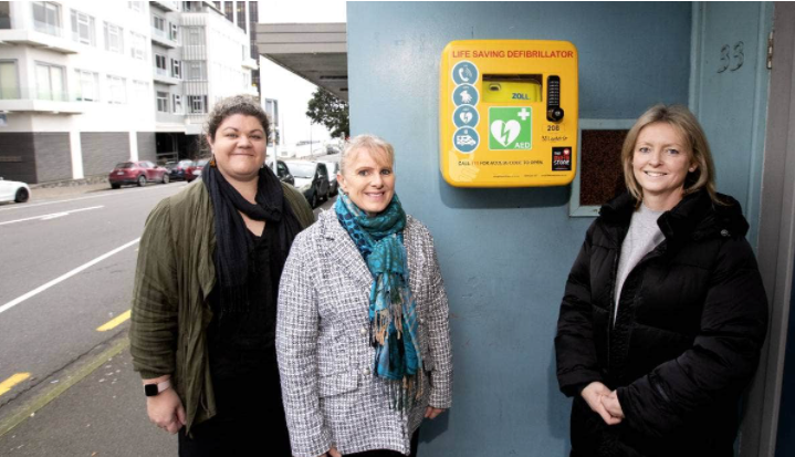 New 24/7 Community Defibrillator in New Plymouth CBD