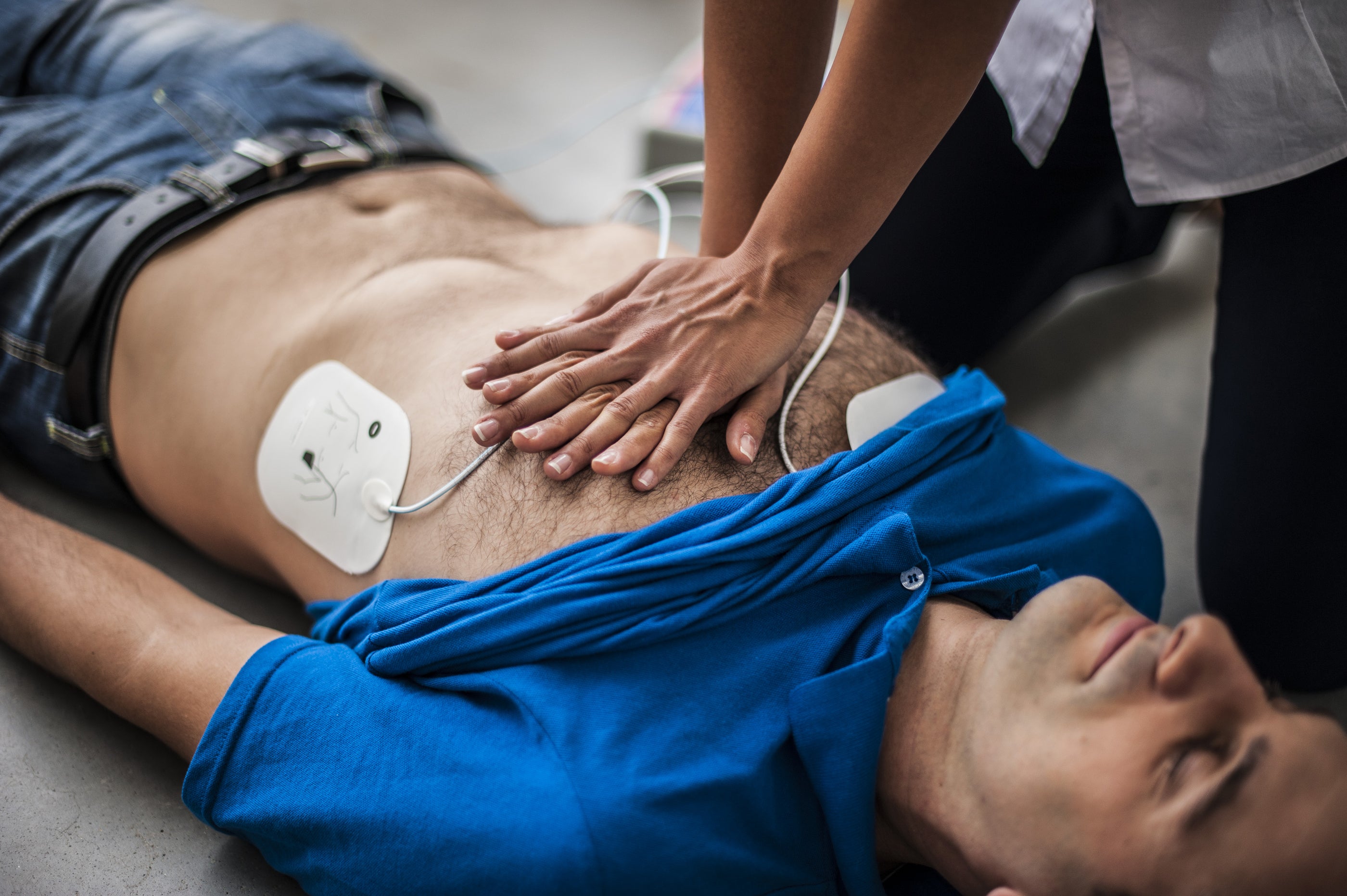 Resolves Defib Ideal Defib for an Office – The Defib Store